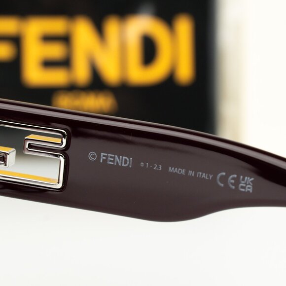 Fendi Men Sunglasses FE40124F BAGUETTE 81T Brown Gradient Bordeaux Square NEW - Picture 7 of 8